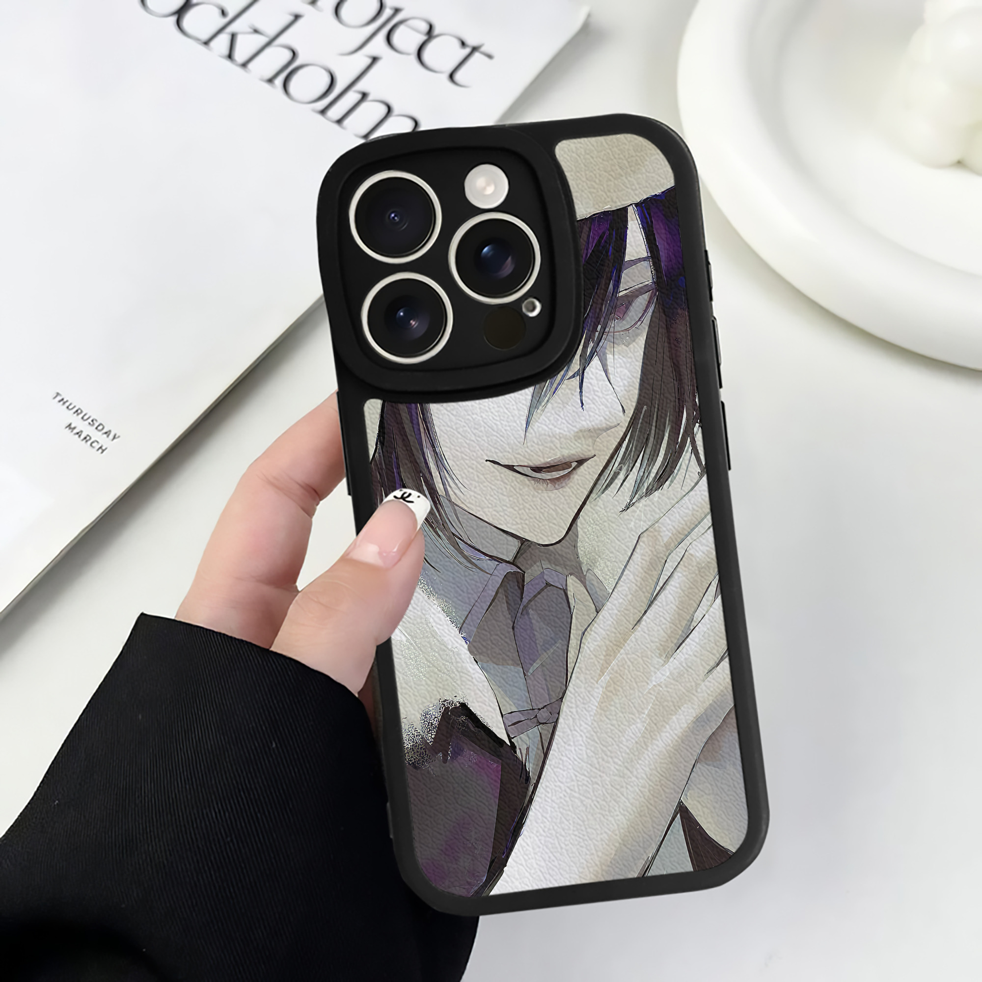 （画像用） 文豪ストレイドッグス Bungo Stray Dogs 【iPhone 16シリーズ対応】シリコンスマホケース（レザー調） 材質：シリコン
